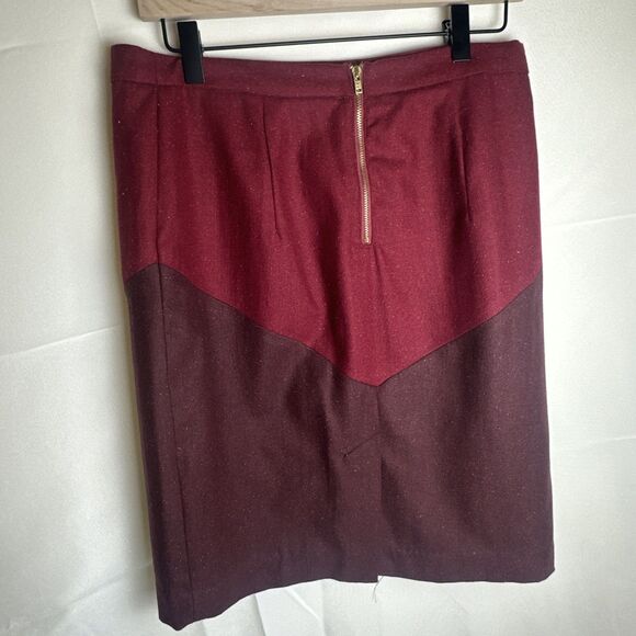 Tommy Hilfiger Wool Blend Pencil Skirt Women's Size 8 Plum Maroon Chevron Lined - Picture 3 of 6